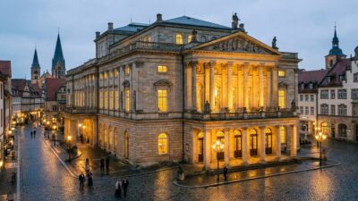Oper Bonn — Außenansicht des Bonner Opernhauses
